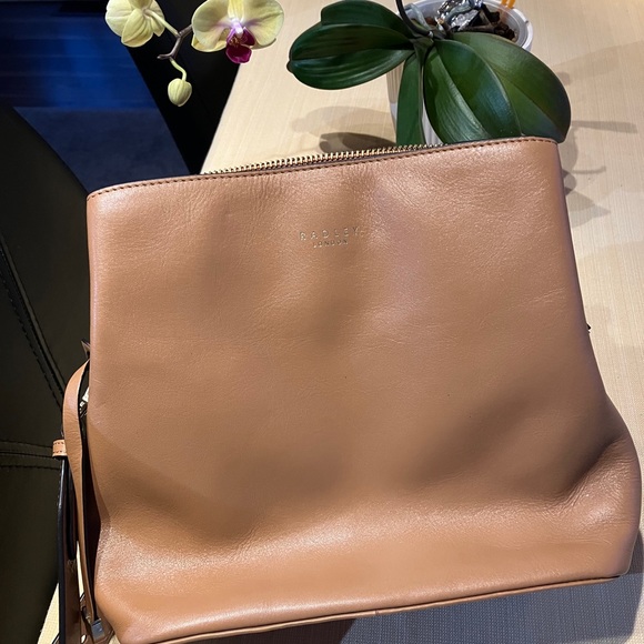 RADLEY LONDON Bags Radley London Nwot Dark Butter Dukes Place